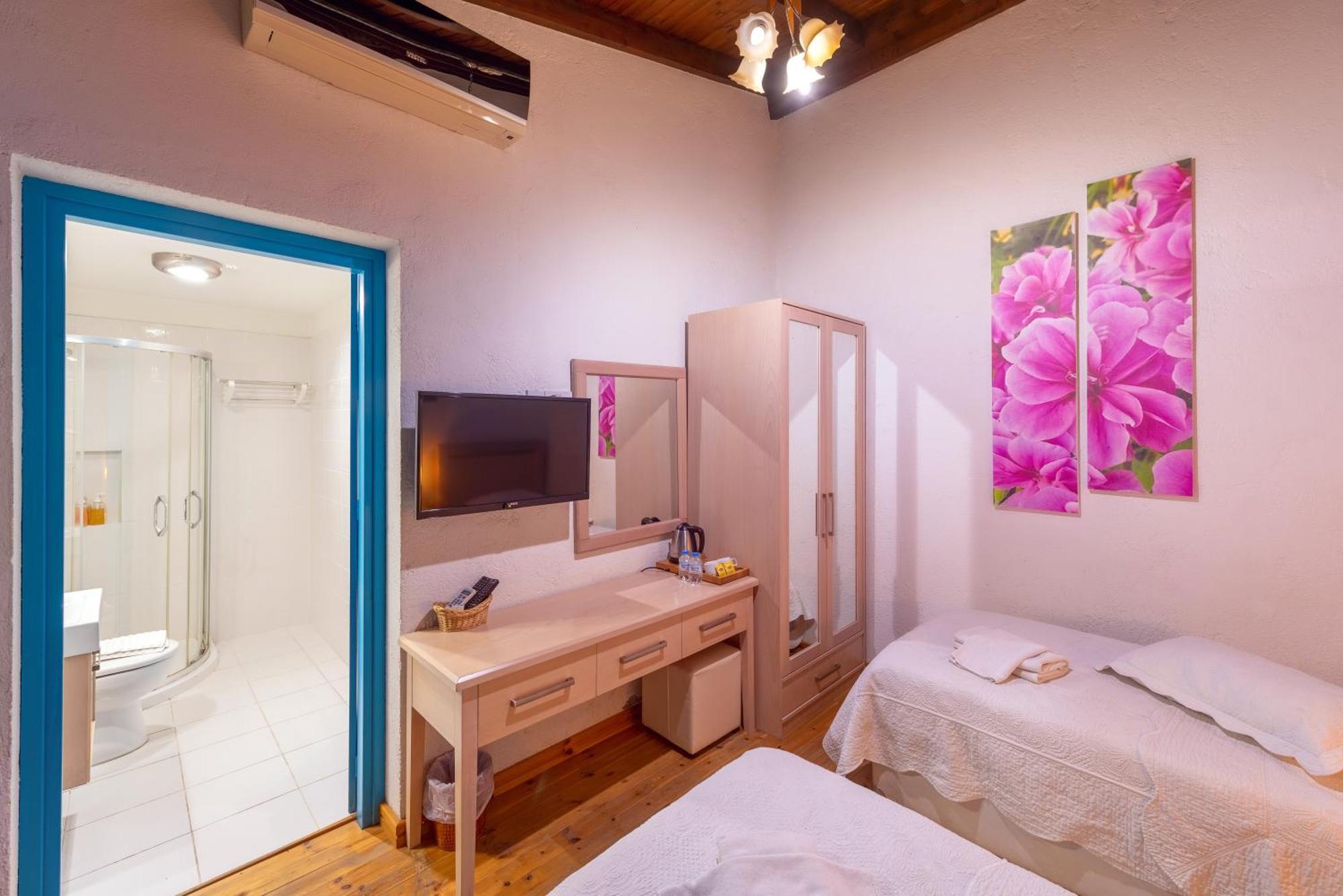 Cypriot Swallow Boutique Hotel Nicosia Exterior photo