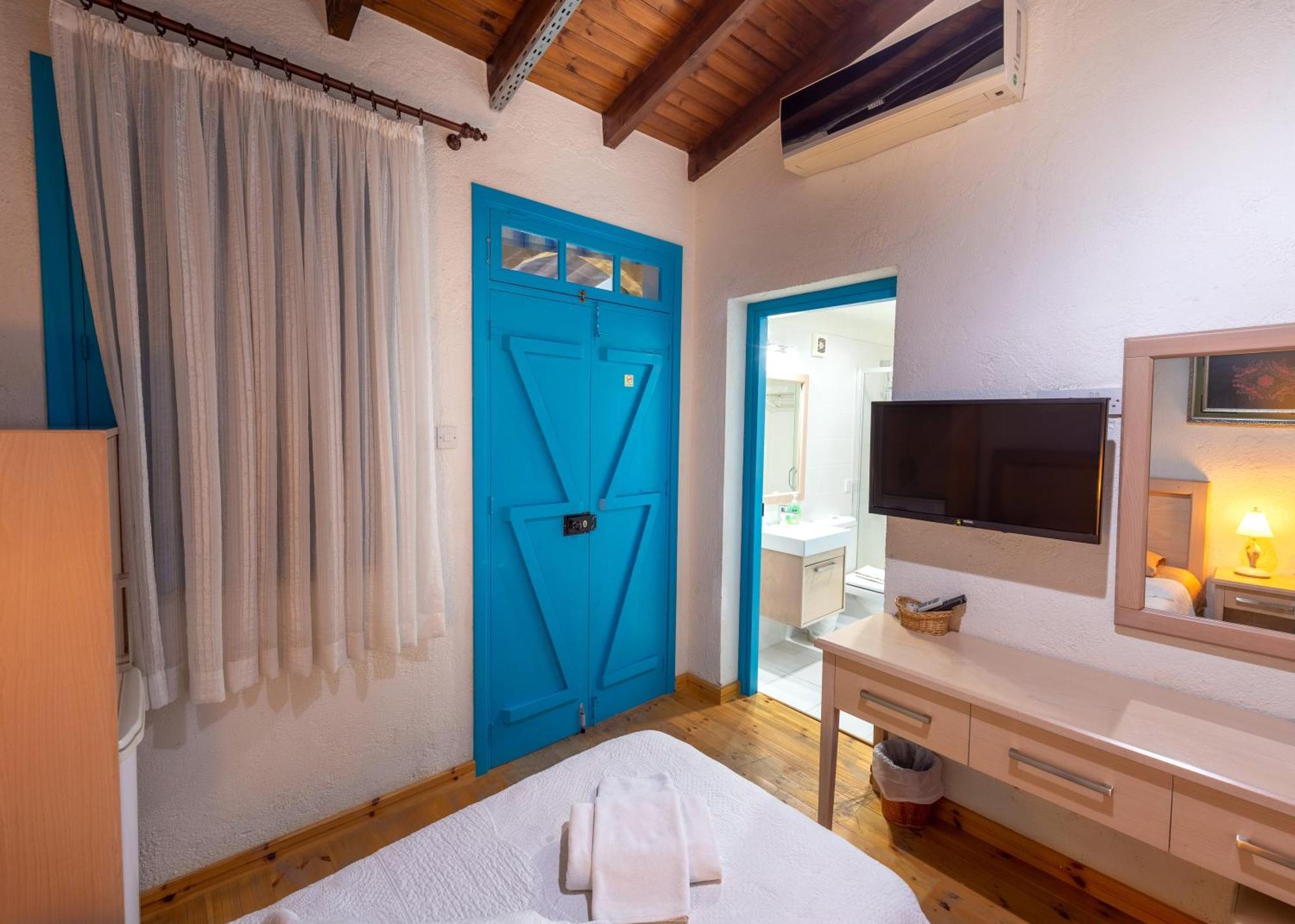 Cypriot Swallow Boutique Hotel Nicosia Exterior photo