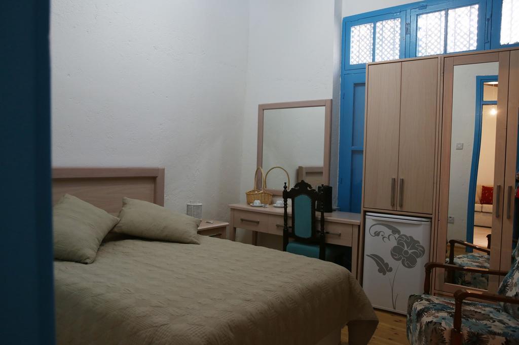 Cypriot Swallow Boutique Hotel Nicosia Room photo
